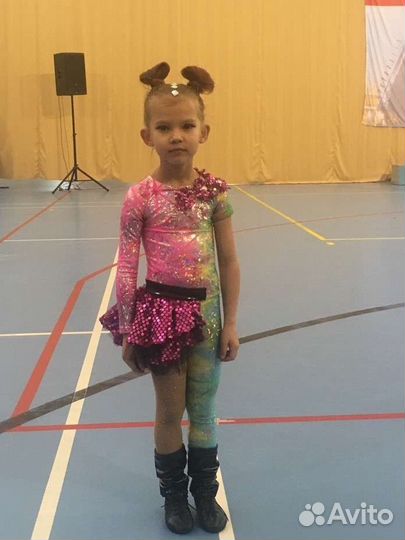 Костюм для акробатического рок н ролла