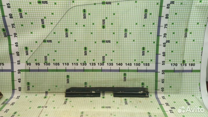Стекло передней правой двери Заз-1102 Таврия