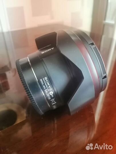 Объектив широкоугольный sony (model SAL 20F 28)