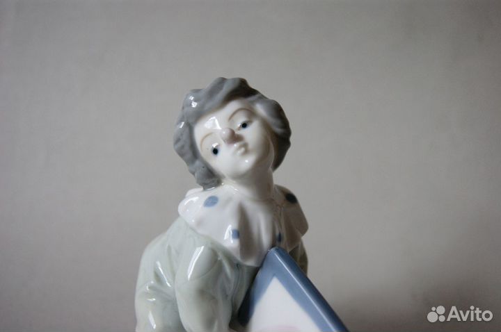 Клоун с собачкой