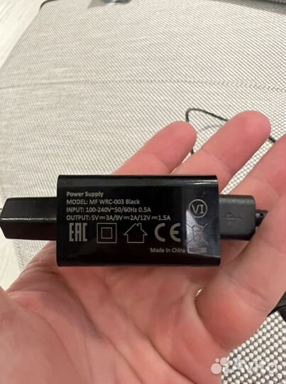 Беспроводная зарядка для 2ух телефонов. Moonfish