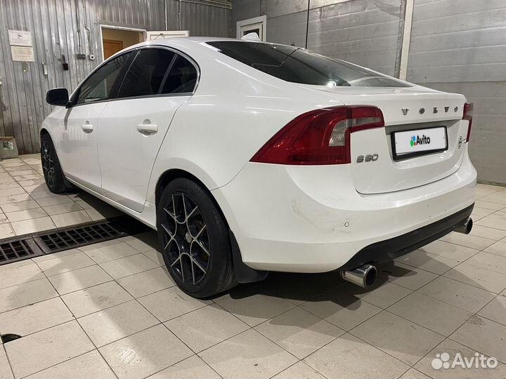 Volvo S60 1.6 AT, 2011, 229 181 км