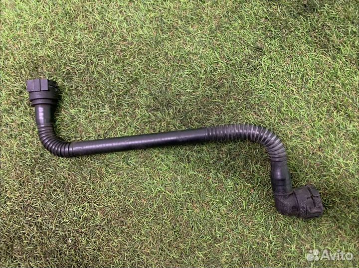 Патрубок системы охлаждения Mercedes-Benz S-class