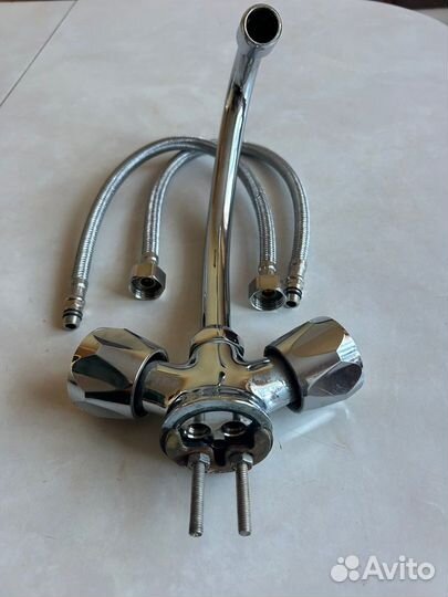 Смеситель для раковины