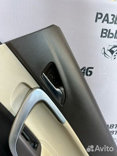 Обшивка двери Opel Insignia седан 2.0 A20NFT 2011