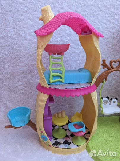 Дом панды с мебелью и куклой