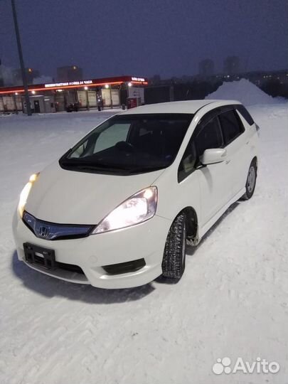 Honda Fit Shuttle 1.3 CVT, 2012, 118 000 км