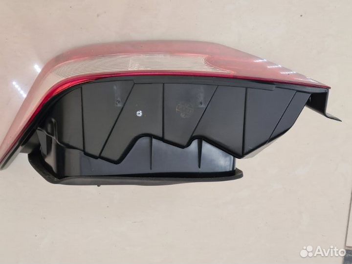 Фонарь задний левый внешний задний левый