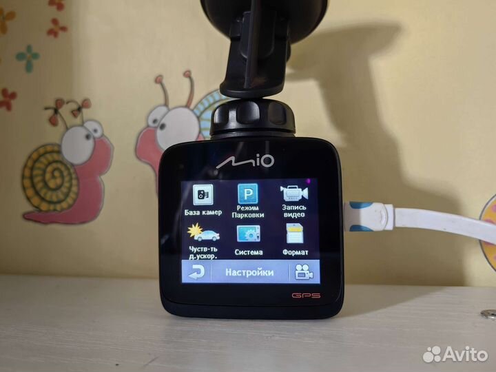 Видеорегистратор mio mivue 588