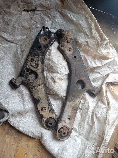 Рычаг передней подвески киа