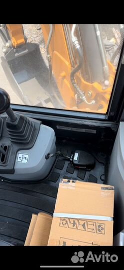 Экскаватор-погрузчик CASE 570 SV, 2024