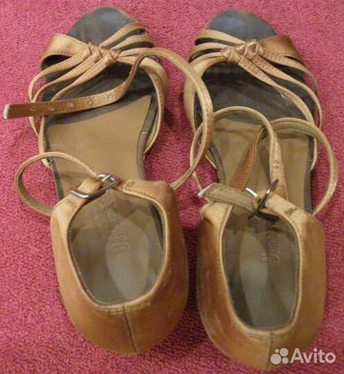 Туфли бальные для девочки