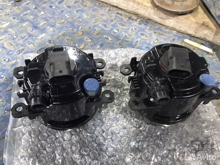 Противотуманки на Ягуар Х-тайп