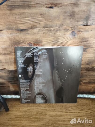 Pink Floyd – The Division Bell UK 1st Press