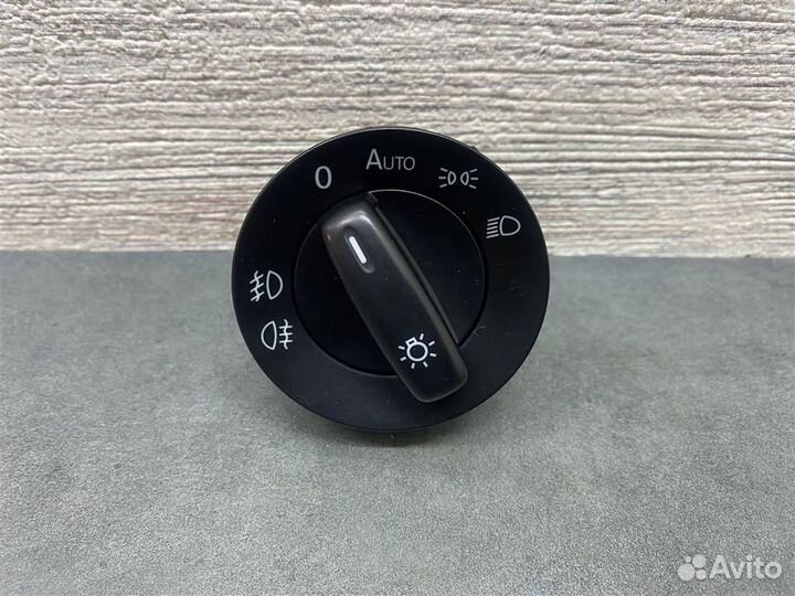 Выключатель VW Jetta 2006-2011