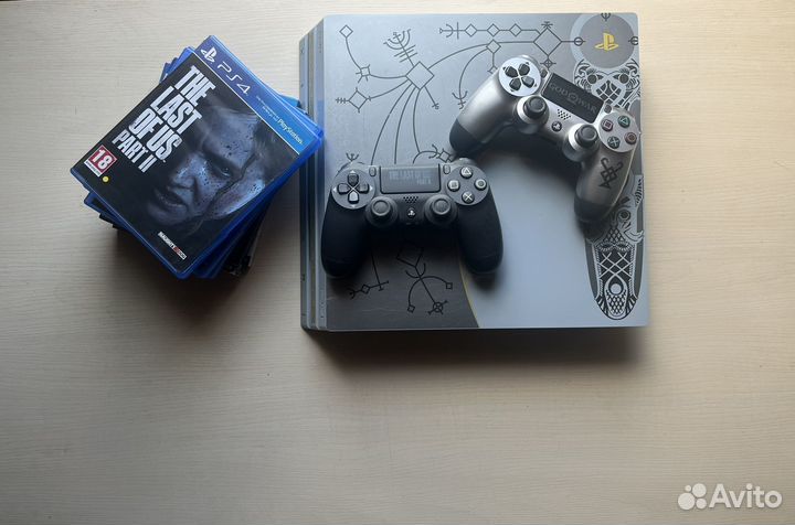 Sony playstation 4 pro god of war edition