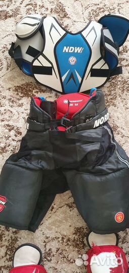 Комплект вещей для хоккея
