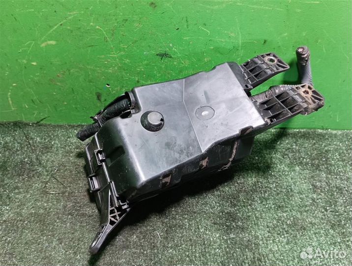 Блок предохранителей моторный Toyota RAV4 A30 2006