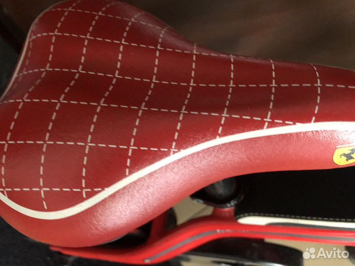 Детский велосипед Ferrari