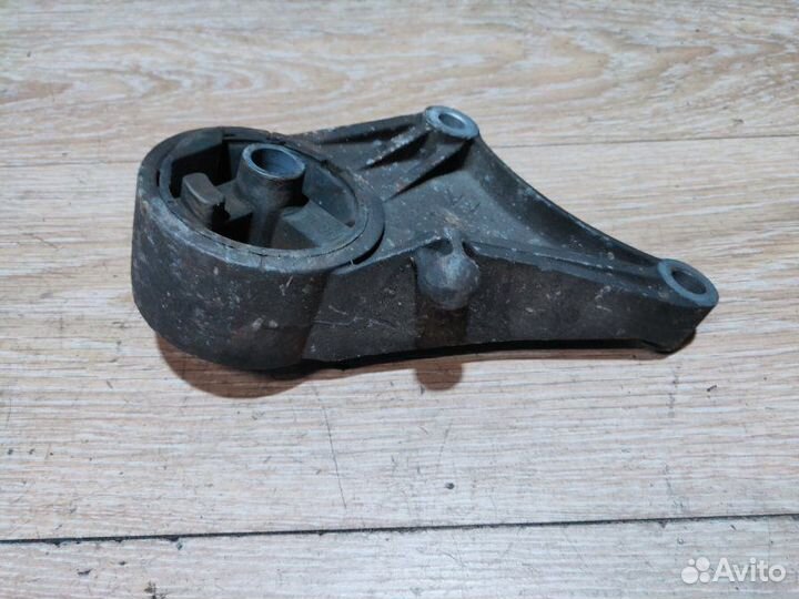 Подушка двигателя Opel Zafira A Z18XE 2002