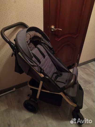 Прогулочная коляска baby tilly