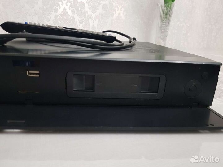 Медиаплеер Iconbit HD600Core
