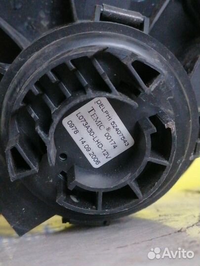 Моторчик отопителя Opel Astra