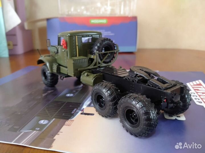 Краз 255 В седельный тягач модель 1/43 номер 79