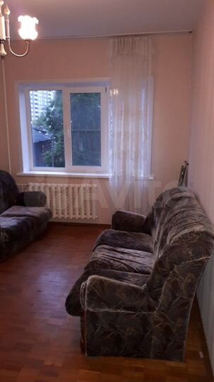 2-к. квартира, 42 м², 3/9 эт.