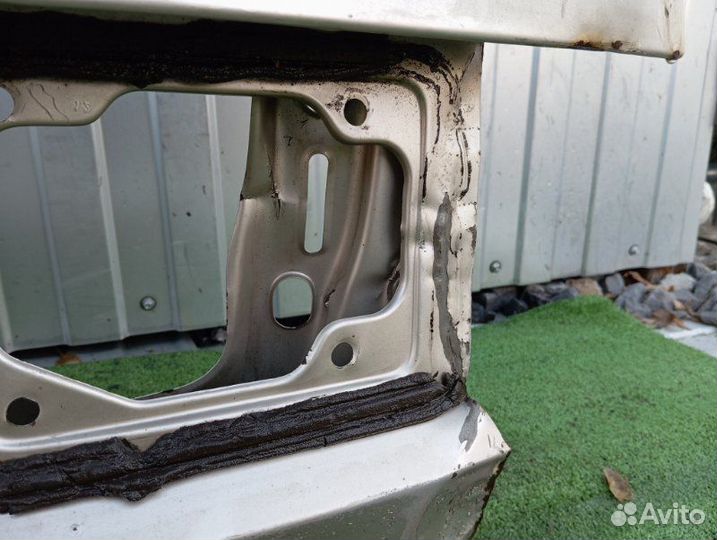 Крышка багажника Audi 80 B3 1990