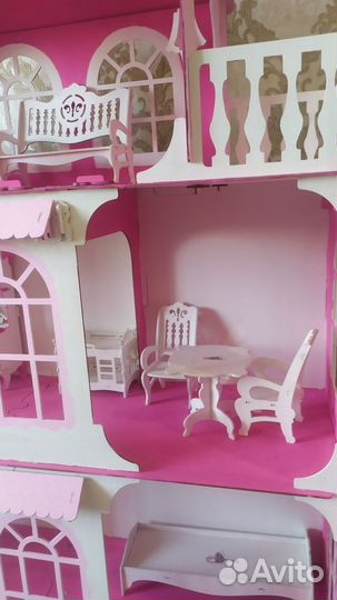 Домик кукольный