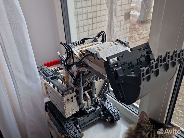 Lego Technic Экскаватор Liebherr R 9800 42100 Lego