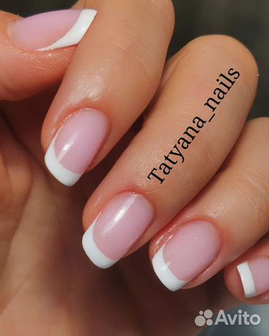 Маникюр с покрытием гель-лаком