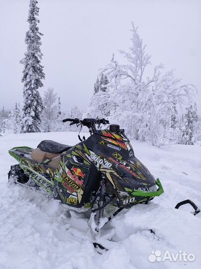 BRP Ski-Doo Summit 800 X T3 154 зацеп 3 дюйма