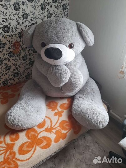 Плюшевый медведь
