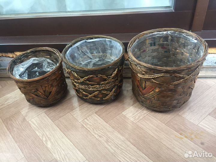 Кашпо для цветов из ротанга