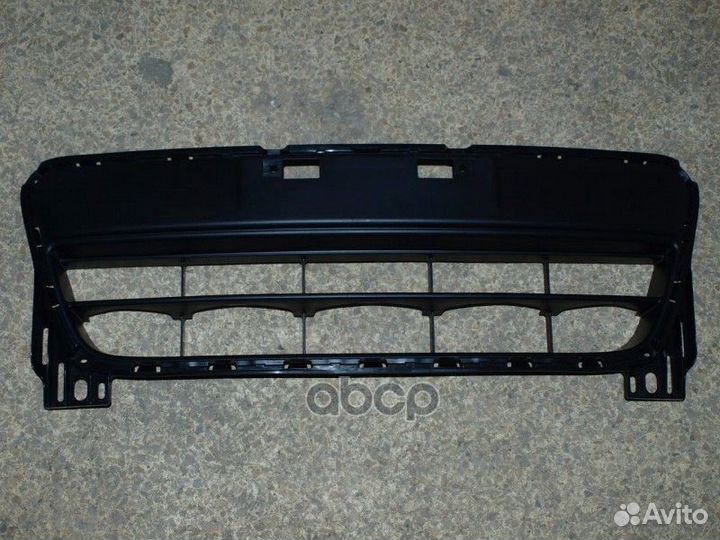 Решетка бампера 7172155L005PK suzuki