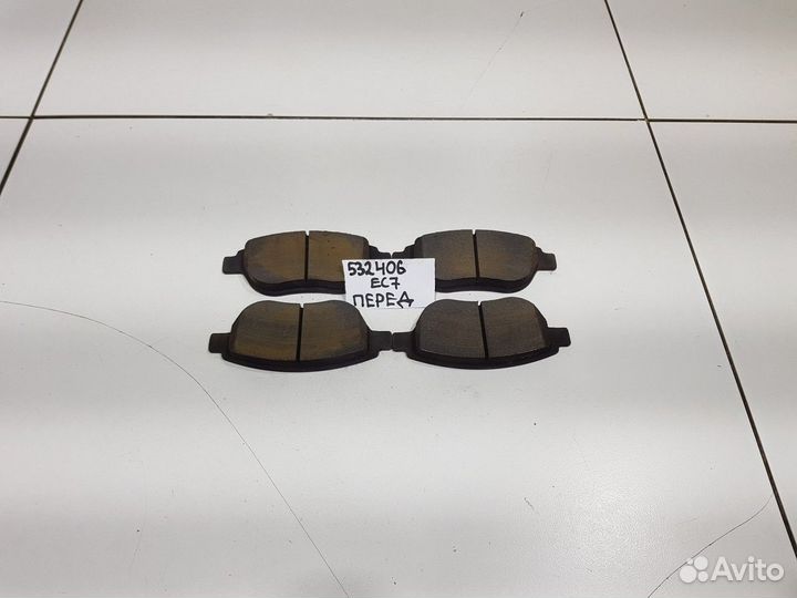 Колодки тормозные передние комплект