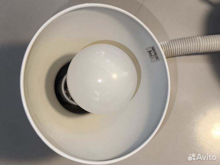 Лампа настольная