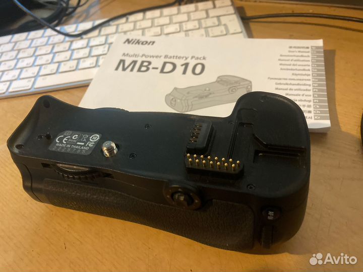 Батарейный блок/ручка nikon MB-D10