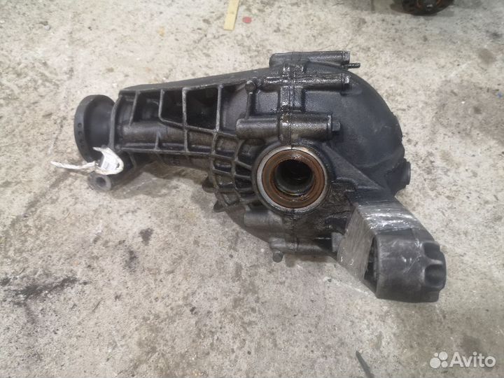 Редуктор передний Mercedes M-Class W163.113 612.96