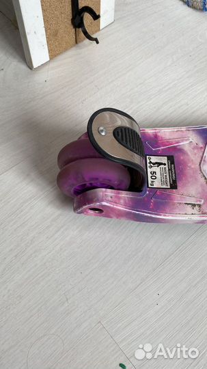 Самокат Reaction трехколесный (до 50 кг)