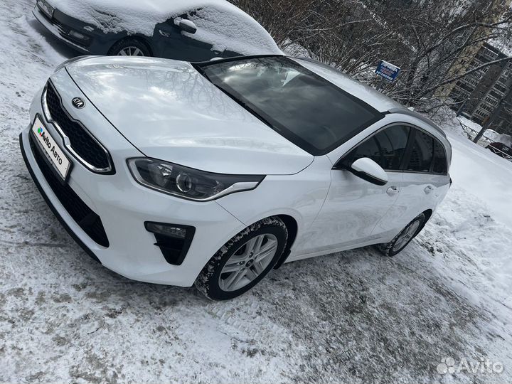 Kia Ceed 1.6 AT, 2021, 61 100 км