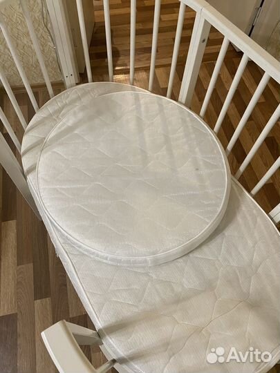 Кровать с матрасами