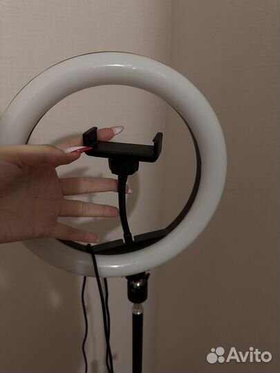 Кольцевая лампа со штативом