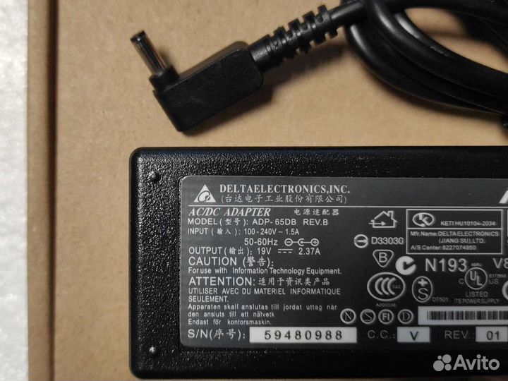 Блок питания для ноутбука Asus 19V 2.37A 4.0x1.35