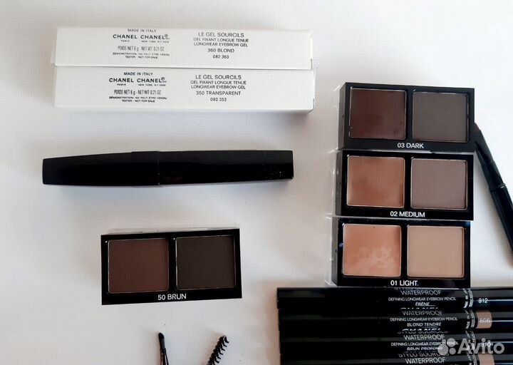 Кисти и все для бровей Chanel