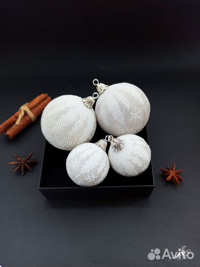 Елочные игрушки