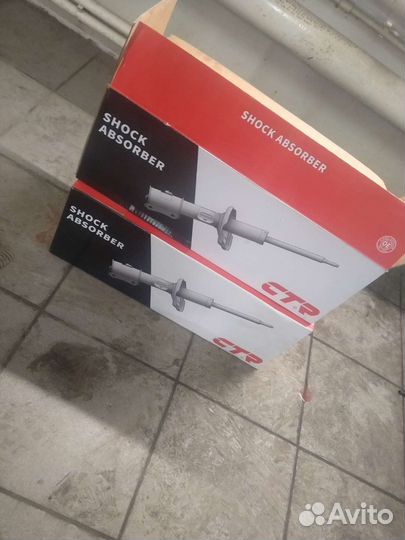 Амортизатор передний на KIA sportage