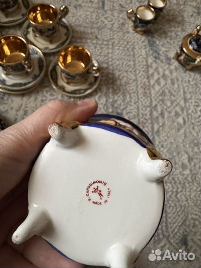 Фарфоровый сервиз